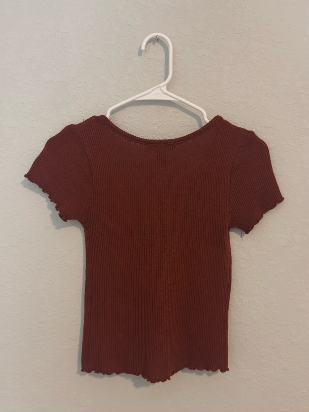 Rust Short Sleeve Ribbed Button Front Top - Picture 2 of 2